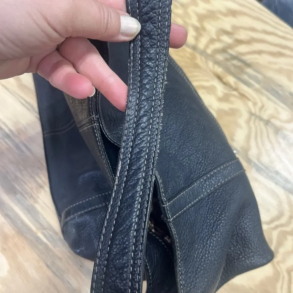 Tignanello Genuine Leather Hobo Shoulder Slouchy Bag Purse Y2K Black